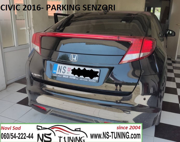honda civic 2015 ugradnja parking senzora sa ekranom i zvucno ns tuning novi sad crna boja